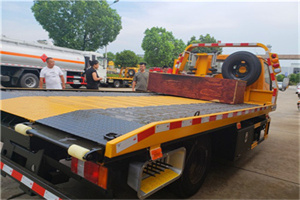 木里附近拖车电话号码服务